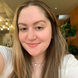 Meet your Posher, Hannah